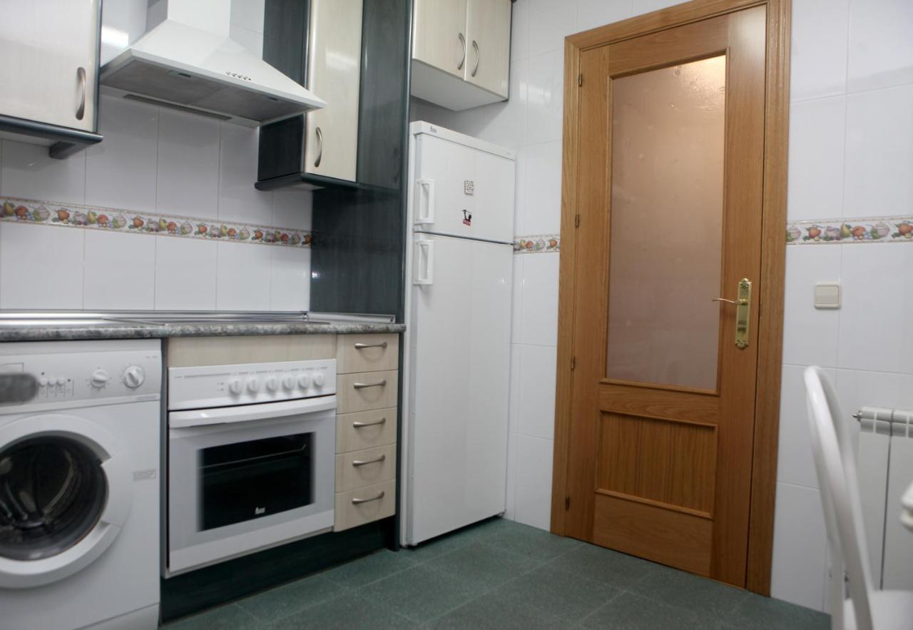 Apartamento Castilla Las Navas del Marqués Exterior photo